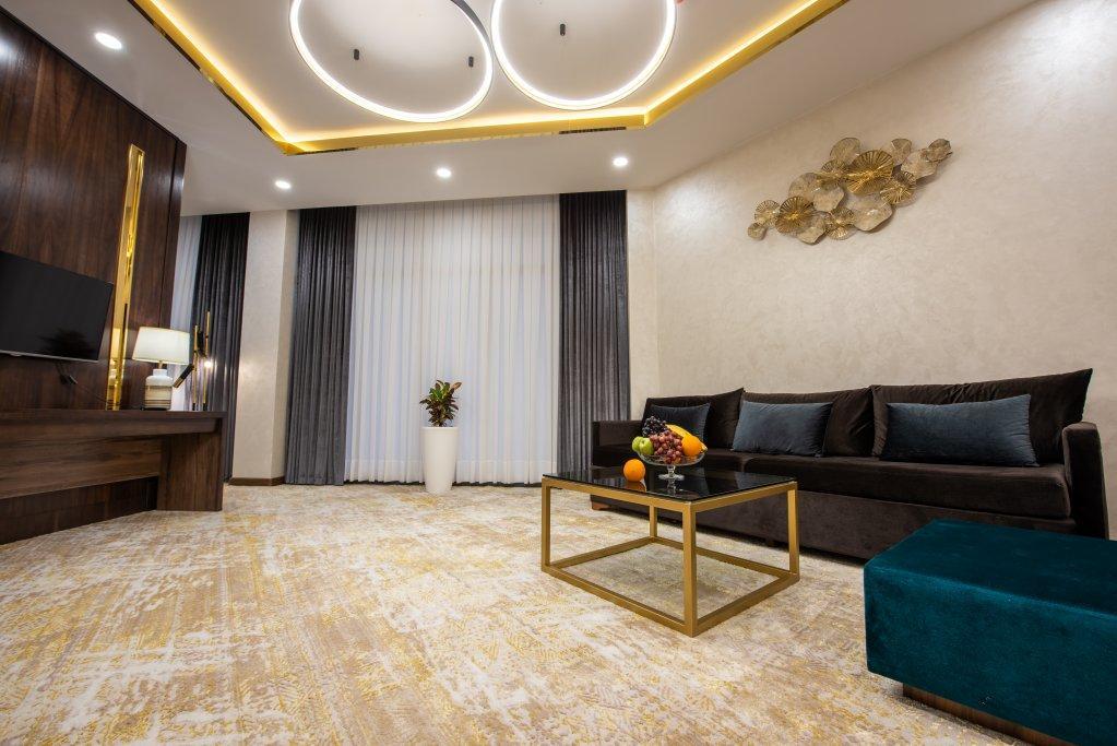 Wyndham Garden Tashkent Hotell Eksteriør bilde