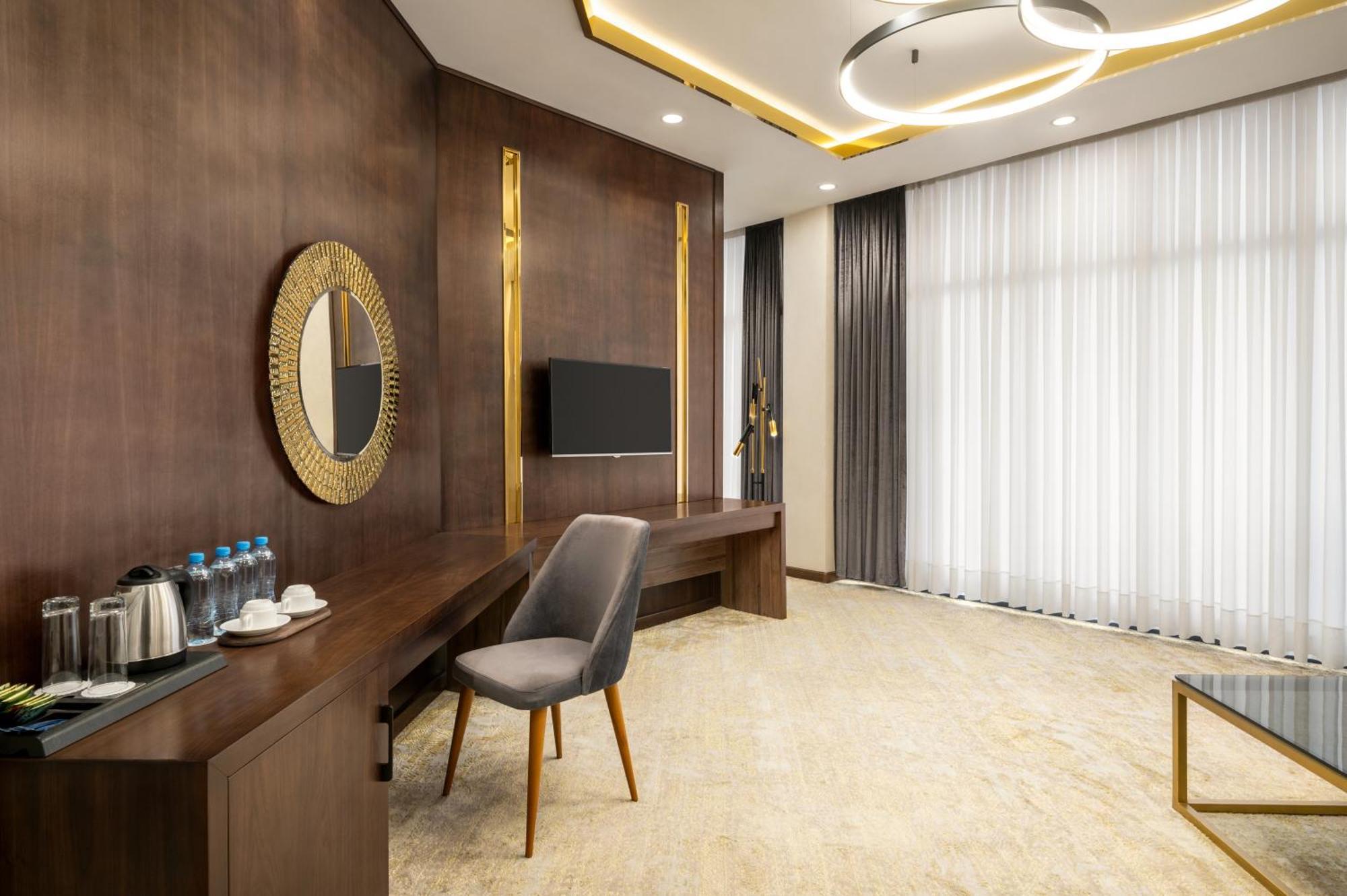 Wyndham Garden Tashkent Hotell Eksteriør bilde