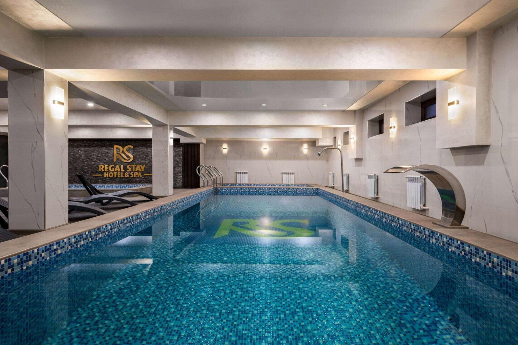 Wyndham Garden Tashkent Hotell Eksteriør bilde